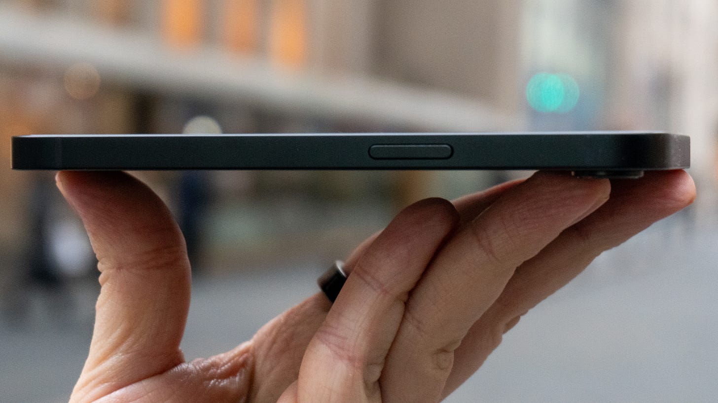 iPhone 16e review iPhone 16e review