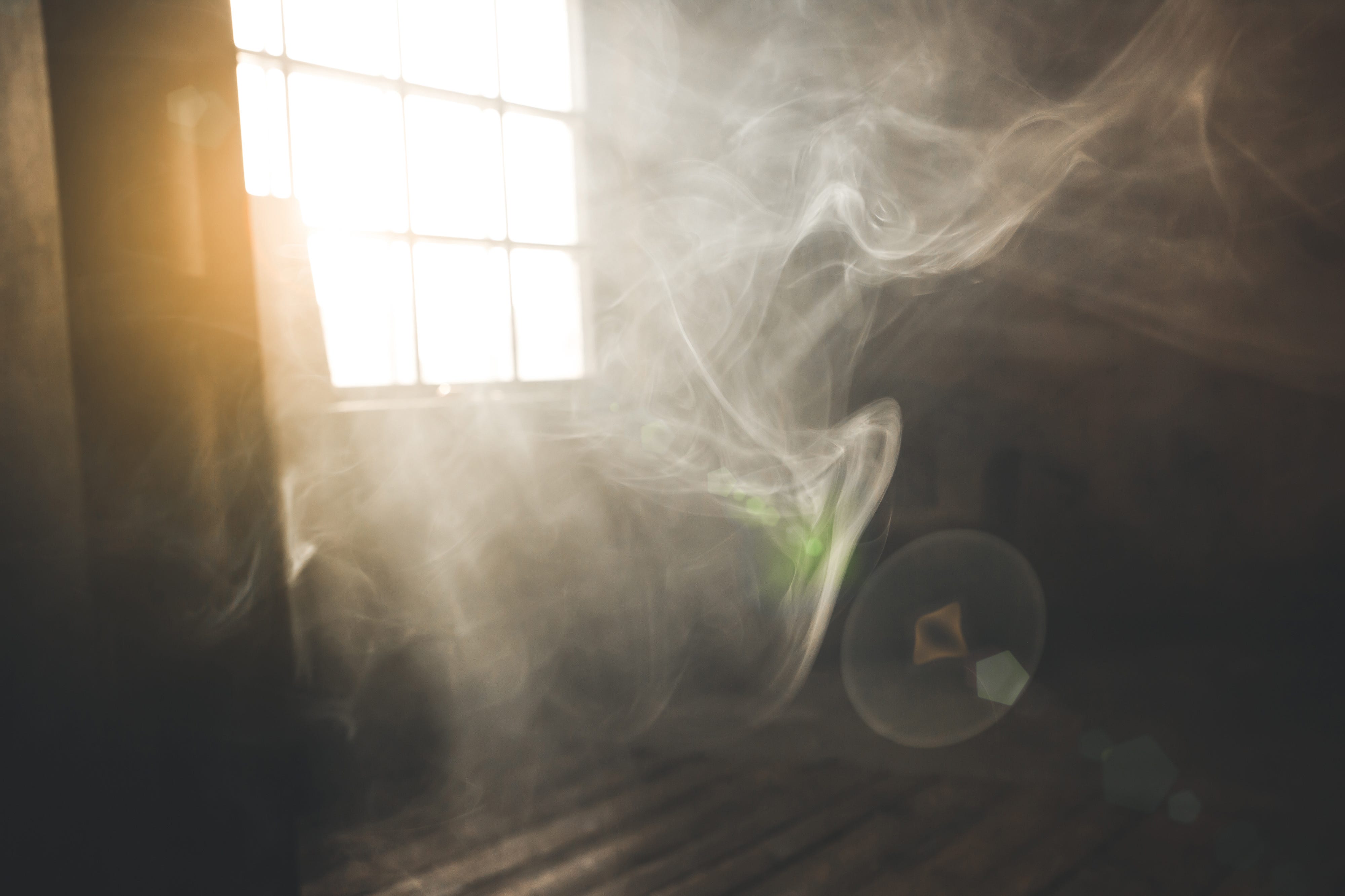 cigarette smoke from downstairs apartment Ask Landlord Hank: I Think My Tenants Have Been Smoking Inside; How Do I Prove it? How to Deal with Smoking