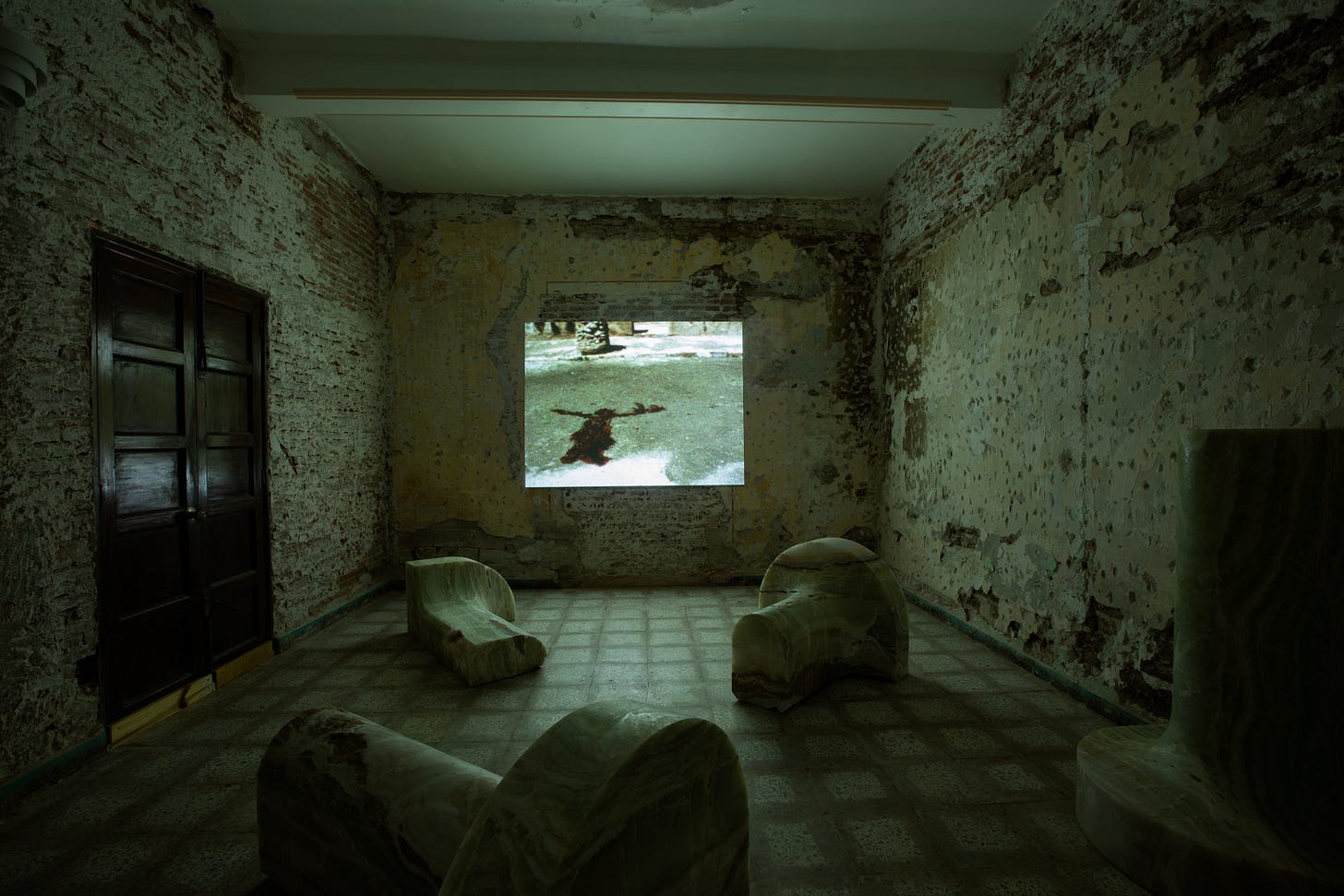 ©The Estate of Ana Mendieta Collection, LLC Courtesy Galerie Lelong & Co. Licensed by Artists Rights Society (ARS), New York. © ANA MENDIETA/ARS/SOMAAP/MÉXICO/2021. Installation image from MASA Galeria ´Elementos Vitales: Ana Mendieta in Oaxaca' exhibition curated by Su Wu, Oaxaca City, Mexico. October 2021. 