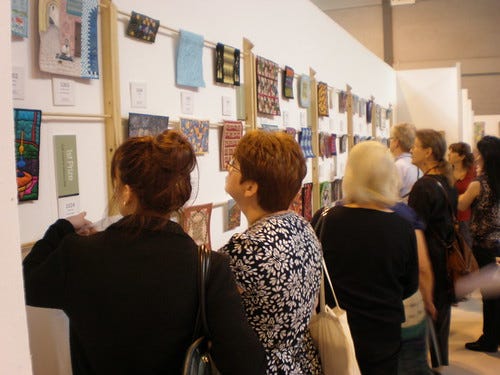 Looking at the Miniature Quilts Looking at the Miniature Quilts