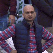 Hands On Hips GIFs | Tenor