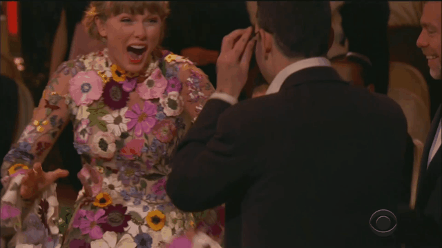 Taylor Swift and Jack Antonoff&#39;s Secret Handshake Is Back and Wilder Than  Ever at 2021 Grammys