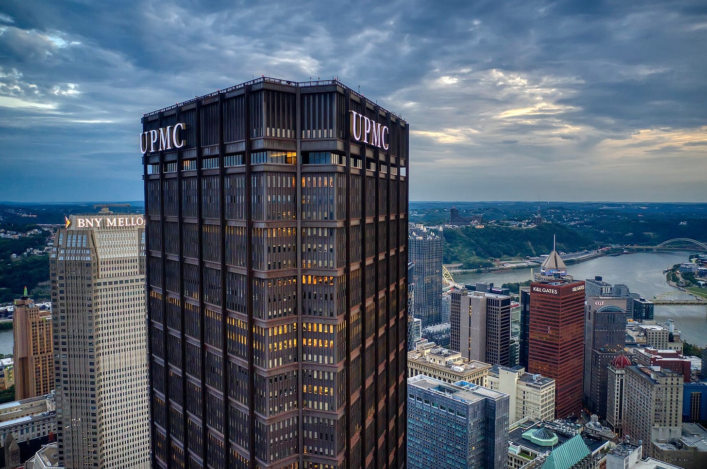 UPMC building, Pittsburgh skyline UPMC building, Pittsburgh skyline