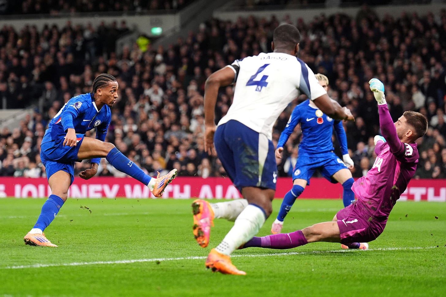 Chelsea continue strangehold over Tottenham with another victory | The  Independent