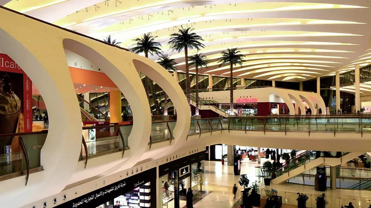 Top 10 Stores in Jeddah: Your Guide to Shopping Bliss