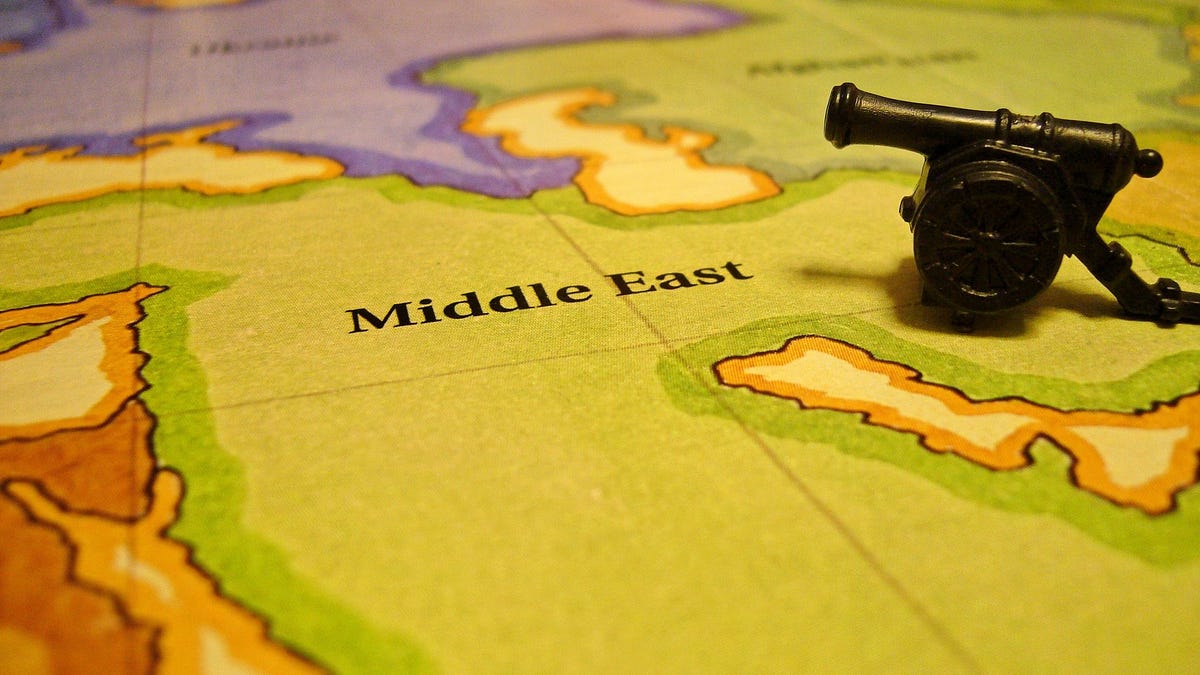 memeorandum: (Plunder) America First: The Grand Strategy of Donald Trump (Greg Olear