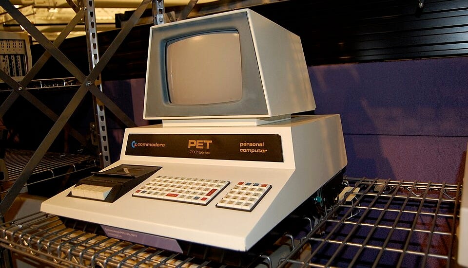 File:Commodore PET 2001 (2103064336).jpg