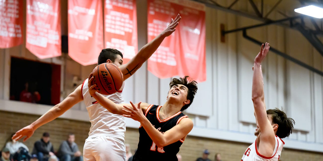 High School Boys Basketball: Kalama extends win streak at Castle Rock