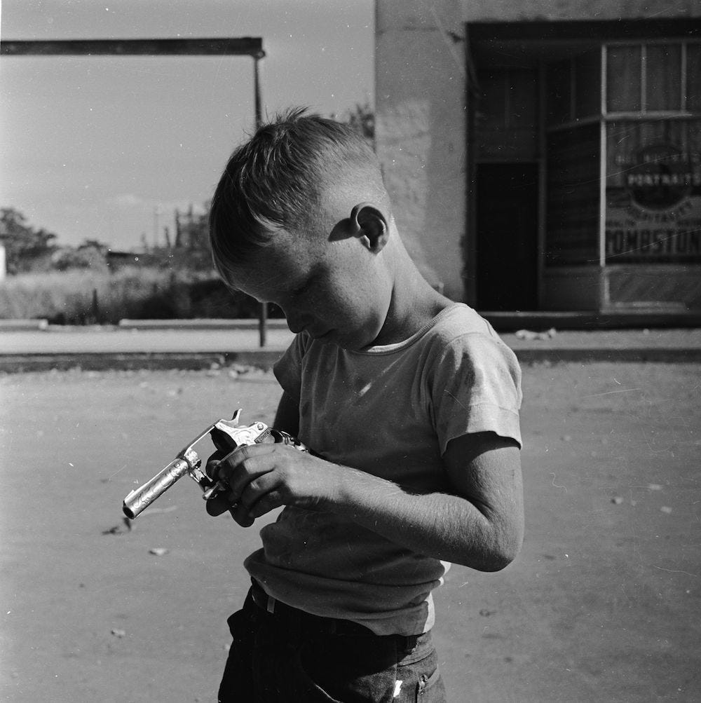 Toy Gun - Flashbak