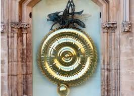 Corpus Clock targeted by hammer vandal ...