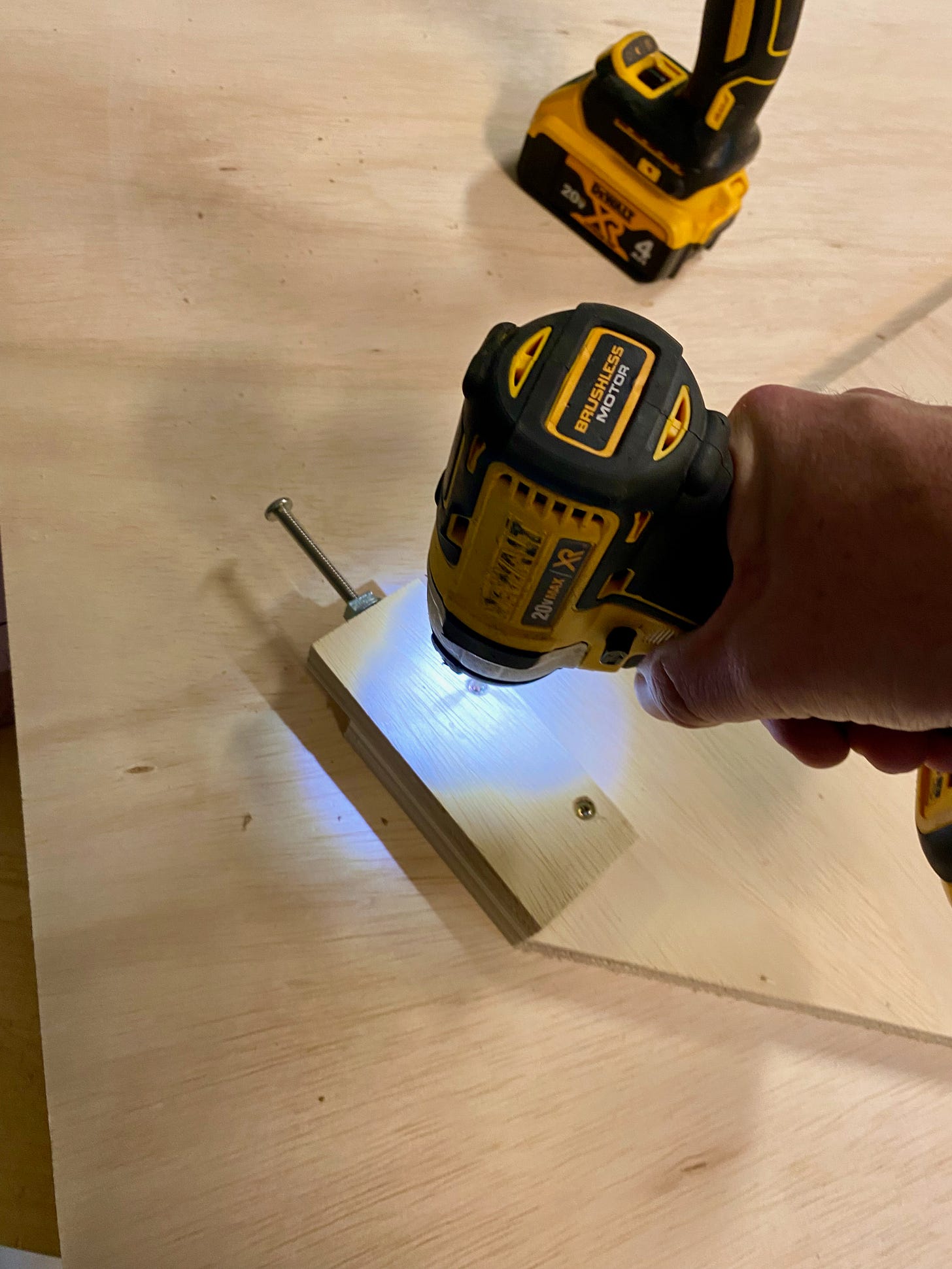 Attaching supports