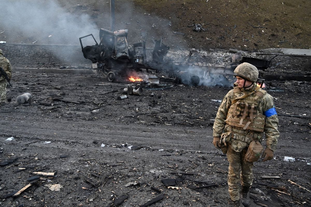 Why the first few days of war in Ukraine went badly for Russia - Vox