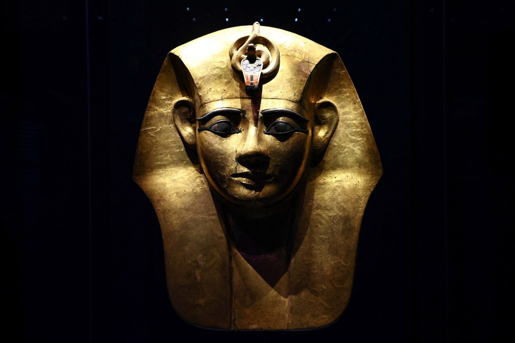 Gilded wooden funerary mask of Amenemope.