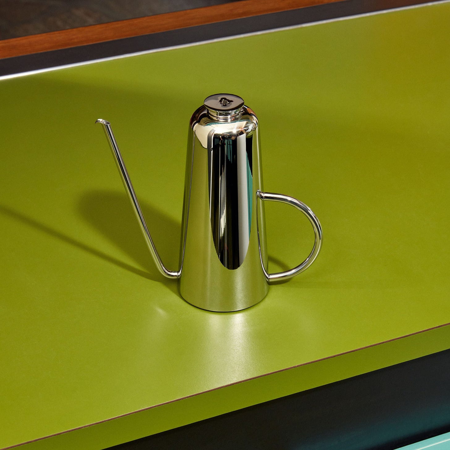 Dripless Stainless Steel Oil Can Kitchen Tools + Utensils Holcomb - Atelier Saucier Dripless Stainless Steel Oil Can Kitchen Tools + Utensils Holcomb - Atelier Saucier