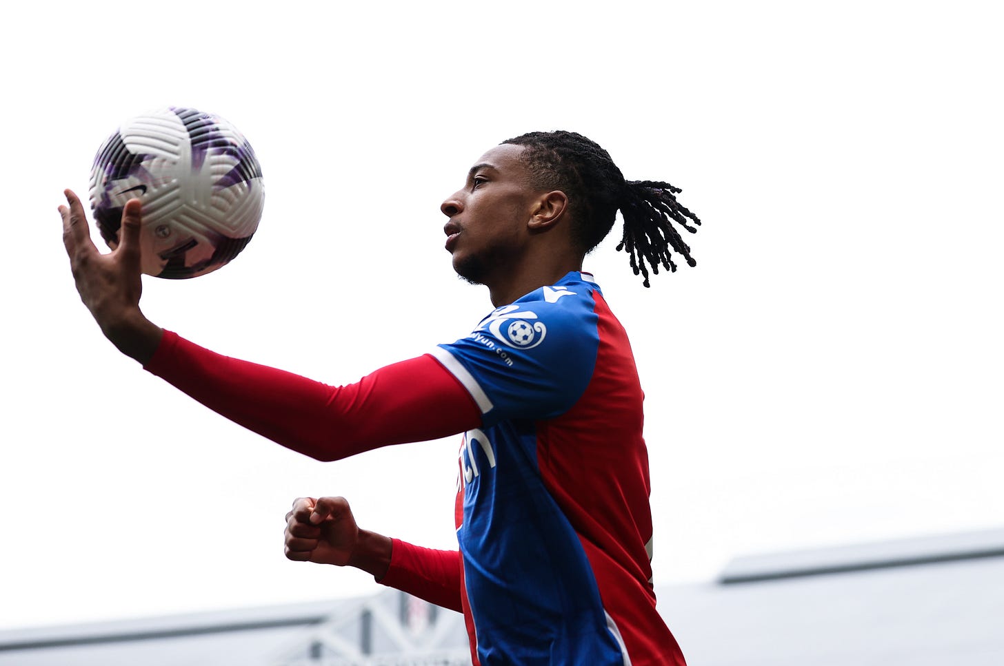 Michael Olise in action for Crystal Palace.
