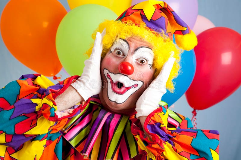 surprised-birthday-clown-14956093 surprised-birthday-clown-14956093
