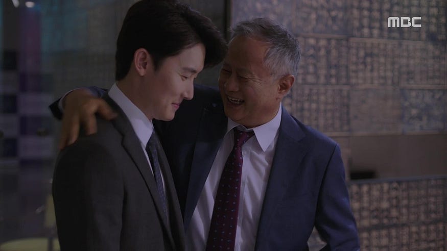 The father of Han Ji Min accepting the prideful ex as his future son in law
