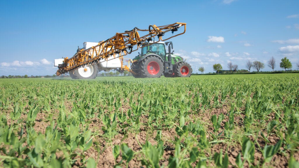 EU alignment risks £810m hit to UK farm incomes - Farmers Weekly