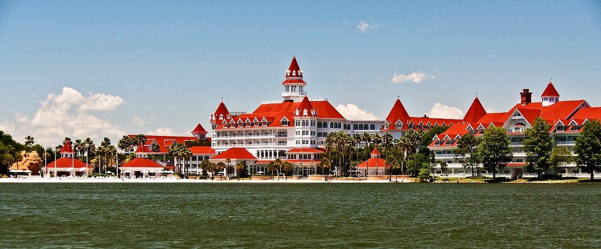 Disney's Grand Floridian Resort & Spa, home of Victoria & Albert's and Citricos. Image: Sixflashphoto via Wikimedia Commons