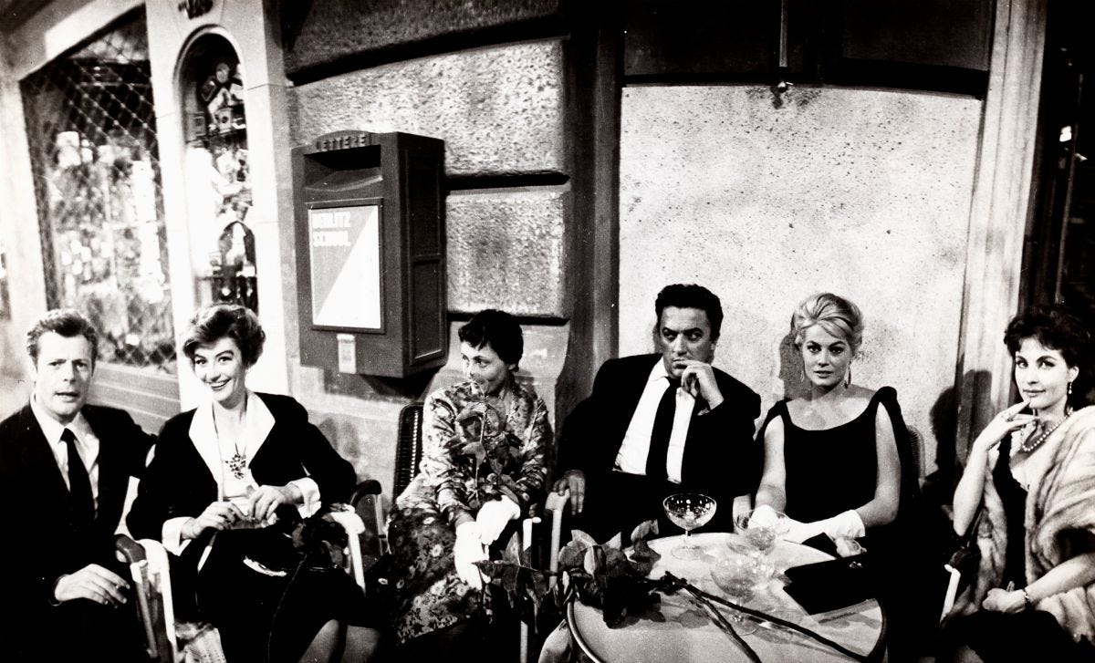 Anonimo - Mastroianni, Aimeé, Rainer, Fellini, Ekberg e Fourneux anni 1960 | Fotografia: Under 1K | Finarte, casa d'aste Anonimo - Mastroianni, Aimeé, Rainer, Fellini, Ekberg e Fourneux anni 1960 | Fotografia: Under 1K | Finarte, casa d'aste
