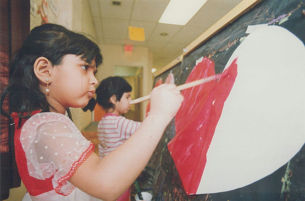 Is It Right to Hold Your Kids Back in Kindergarten?