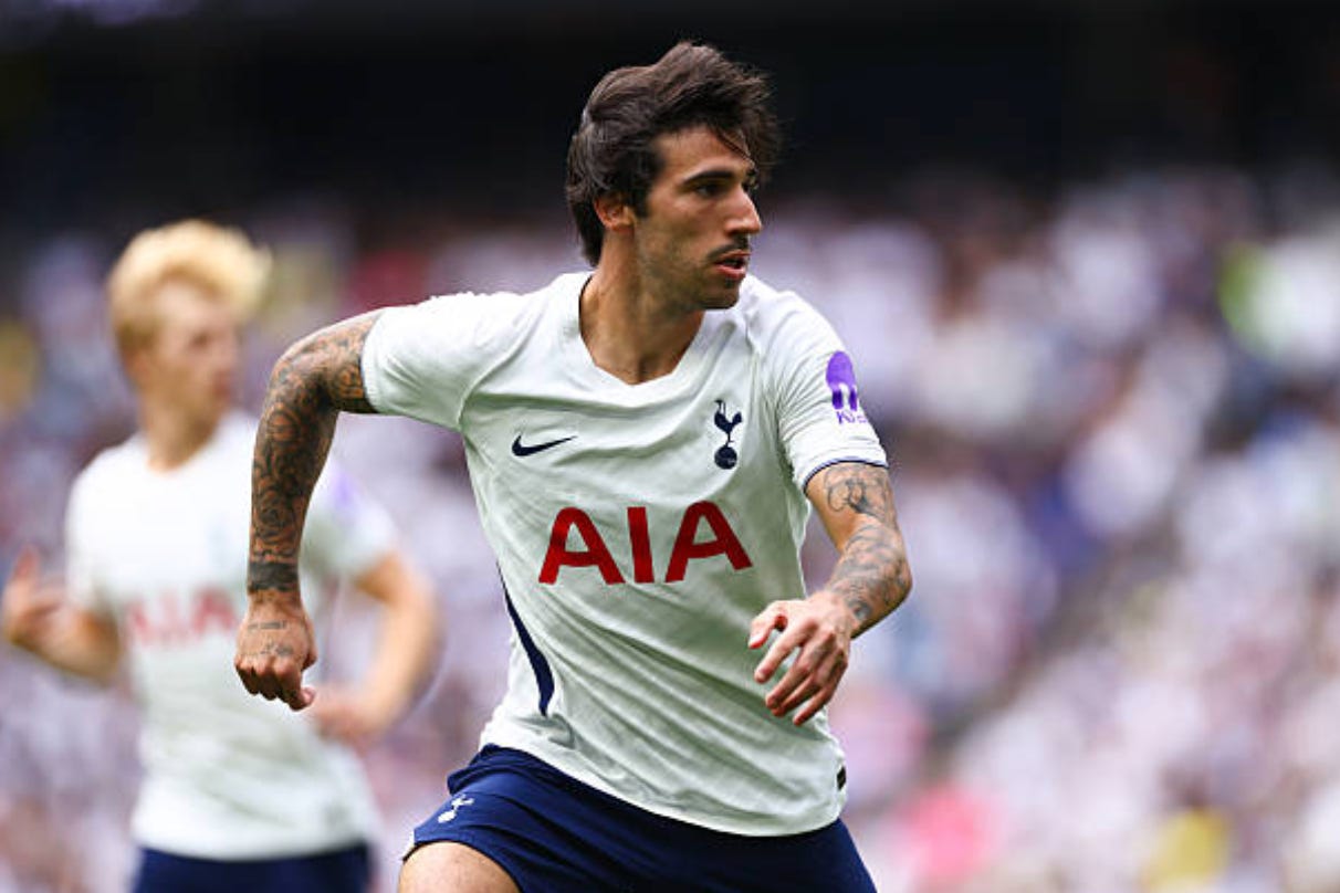 LONDON, ENGLAND - AUGUST 15: Sandro Tonali of Tottenham Hotspur during the during the pre-season friendly match between Tottenham Hotspur and TSG Hoffenheim at Tottenham Hotspur Stadium on August 15, 2026 in London, England. (Photo by Marc Atkins/Getty Images) LONDON, ENGLAND - AUGUST 15: Sandro Tonali of Tottenham Hotspur during the during the pre-season friendly match between Tottenham Hotspur and TSG Hoffenheim at Tottenham Hotspur Stadium on August 15, 2026 in London, England. (Photo by Marc Atkins/Getty Images)