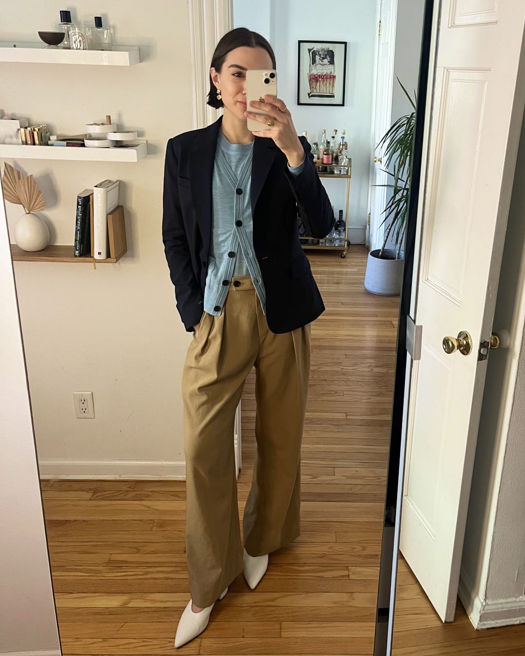What to Wear to the Office This Spring - by Emma Steinbergs