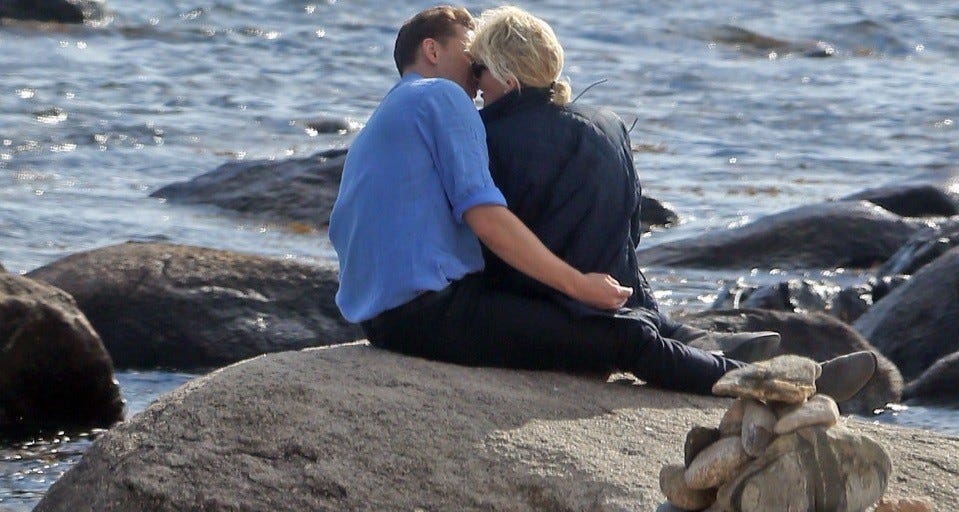 Taylor Swift gets Loki with Tom Hiddleston and Kevin Hart break in 2016 gossip Taylor Swift gets Loki with Tom Hiddleston and Kevin Hart break in 2016 gossip