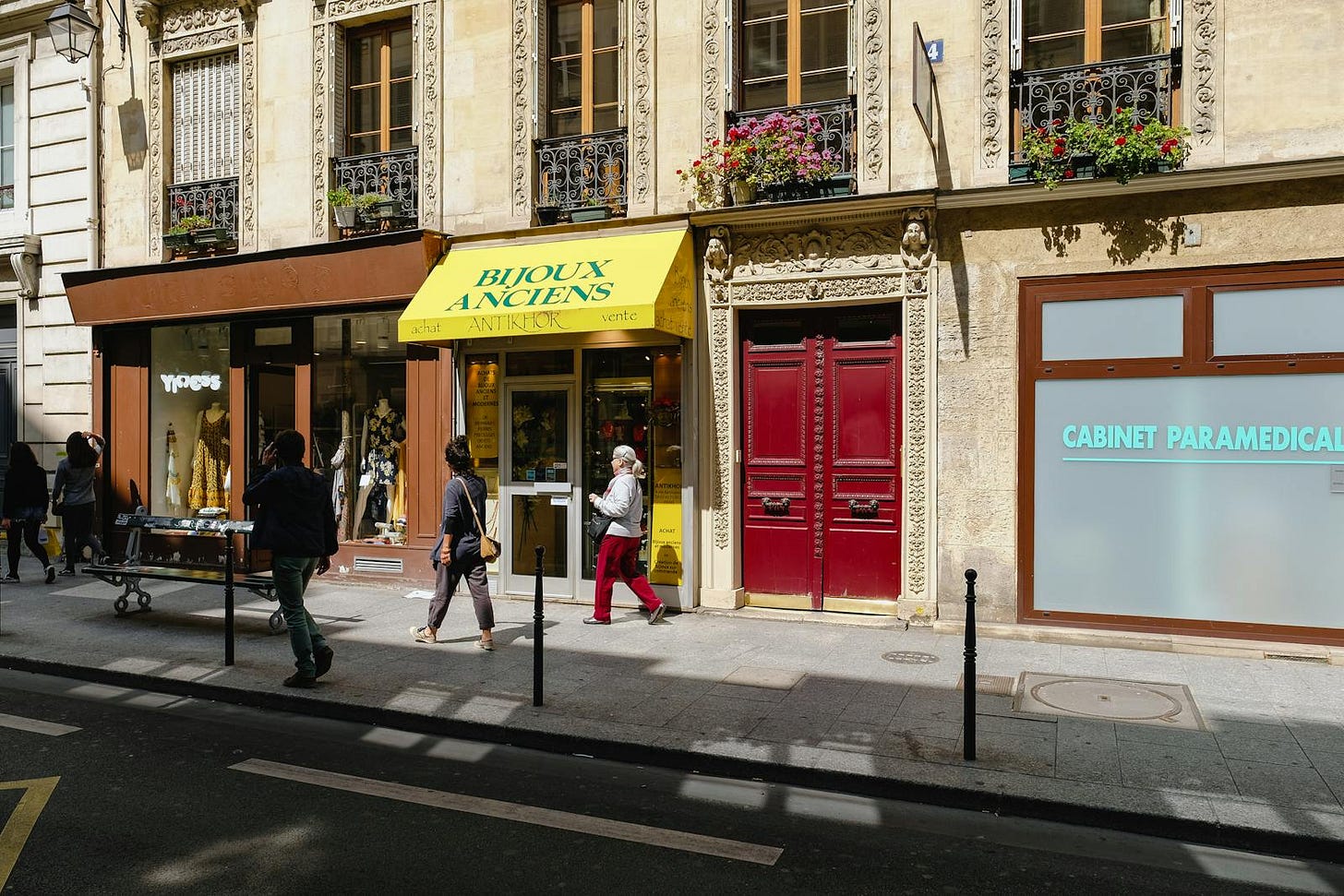 Paris Photo: A Retrospective of Photography Trends - Photo by Shvets Anna
