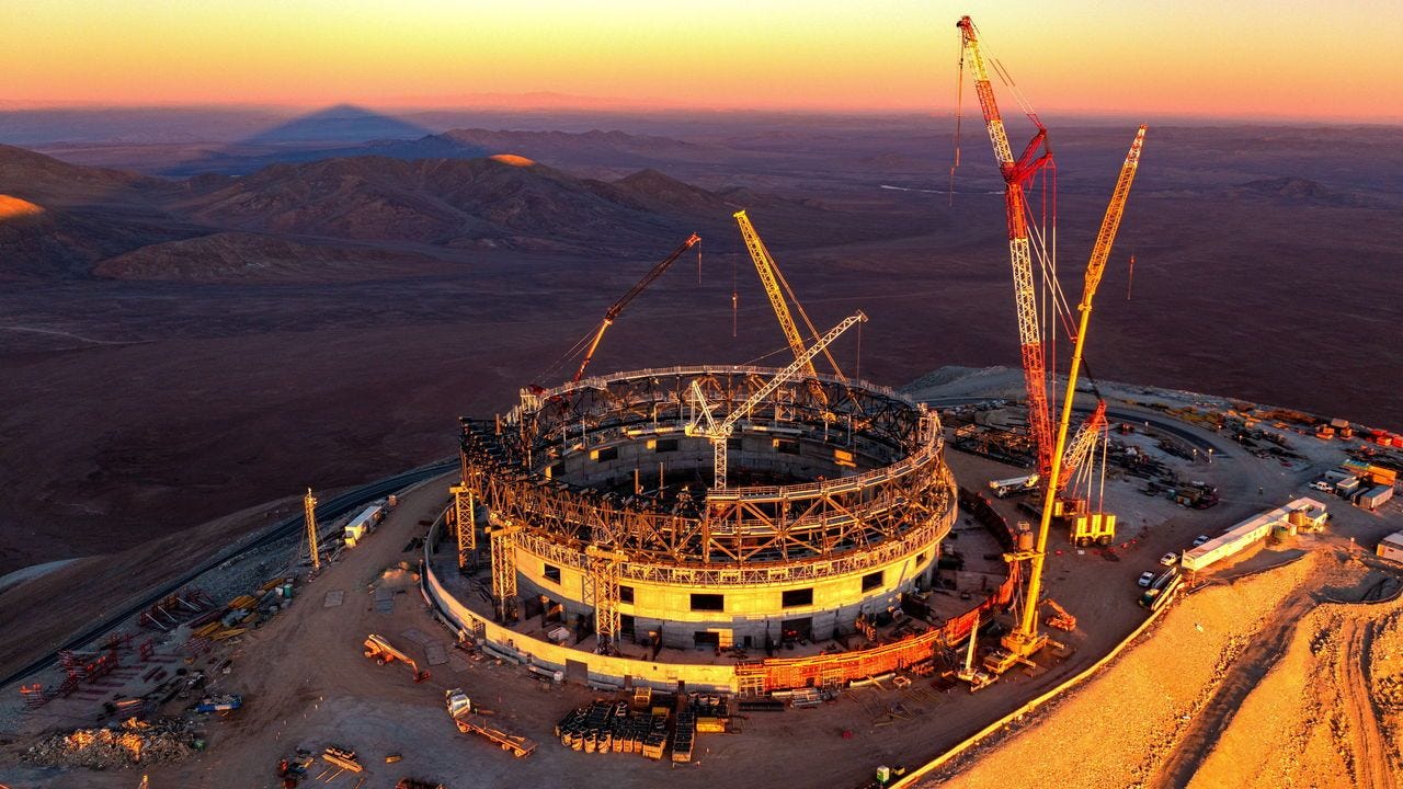 ESO's Extremely Large Telescope under construction at Cerro Armazones ESO's Extremely Large Telescope under construction at Cerro Armazones