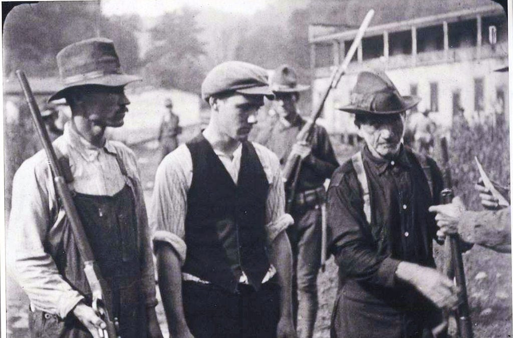 The Time 10,000 Miners Went To War With The Law