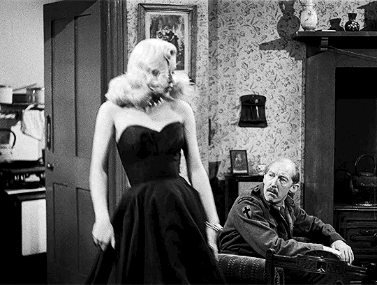 GIF of Diana Dors demonstrating the jitterbug GIF of Diana Dors demonstrating the jitterbug