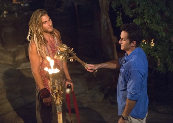 vince vanquished bulge from survivor worlds apart 2015 vince vanquished bulge from survivor worlds apart 2015