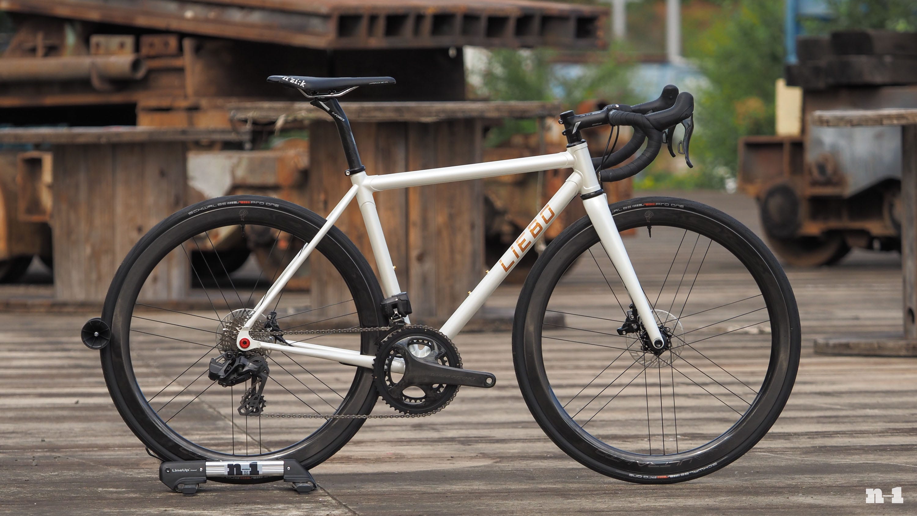Liebo Bicycles oversized steel road bike
