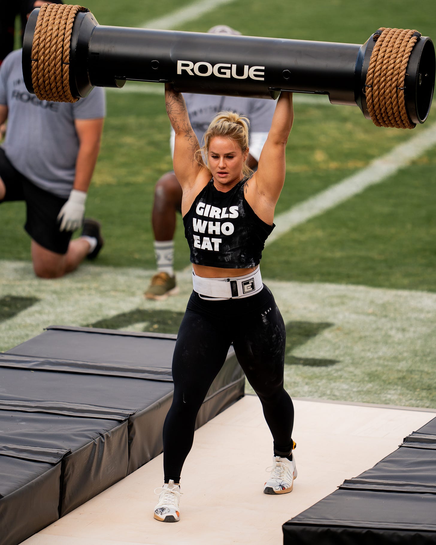 Pro CrossFit athlete Dani Speegle, who lives in San Diego, is dedicating herself to empowering women and promoting self-esteem.