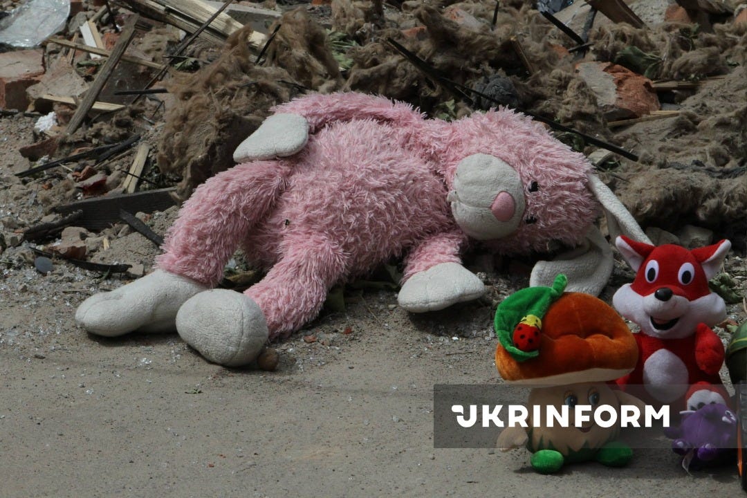 На зображенні може бути: іграшка та текст «JKRINFORM» На зображенні може бути: іграшка та текст «JKRINFORM»