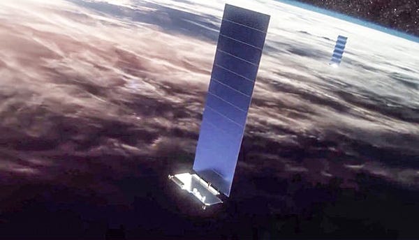 Elon Musk poslal první tweet přes své satelity Starlink | Svět hardware