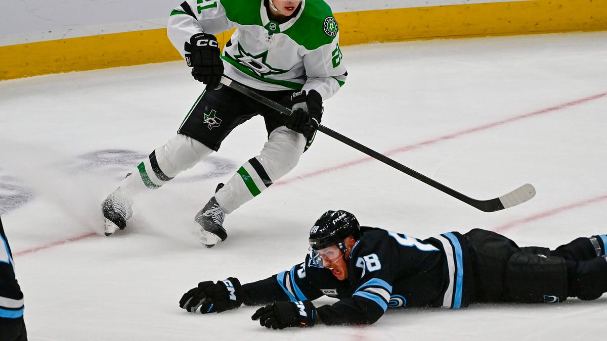 Stars Under Pressure at 2026 NHL Draft & Blackhawks Are Unlikely to Trade for Jason Robertson – Substack