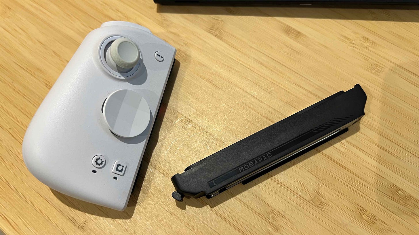 Mobapad C70 Pro Joy-Con adapter detached Mobapad C70 Pro Joy-Con adapter detached