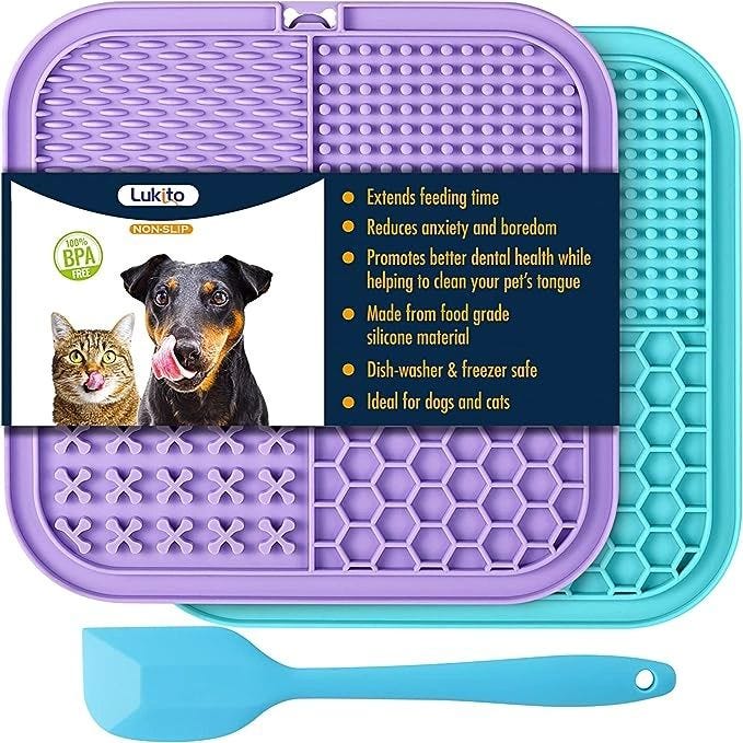 Dog licking mats, slow down dog eating, reduce dog anxiety, mental stimulation for dogs