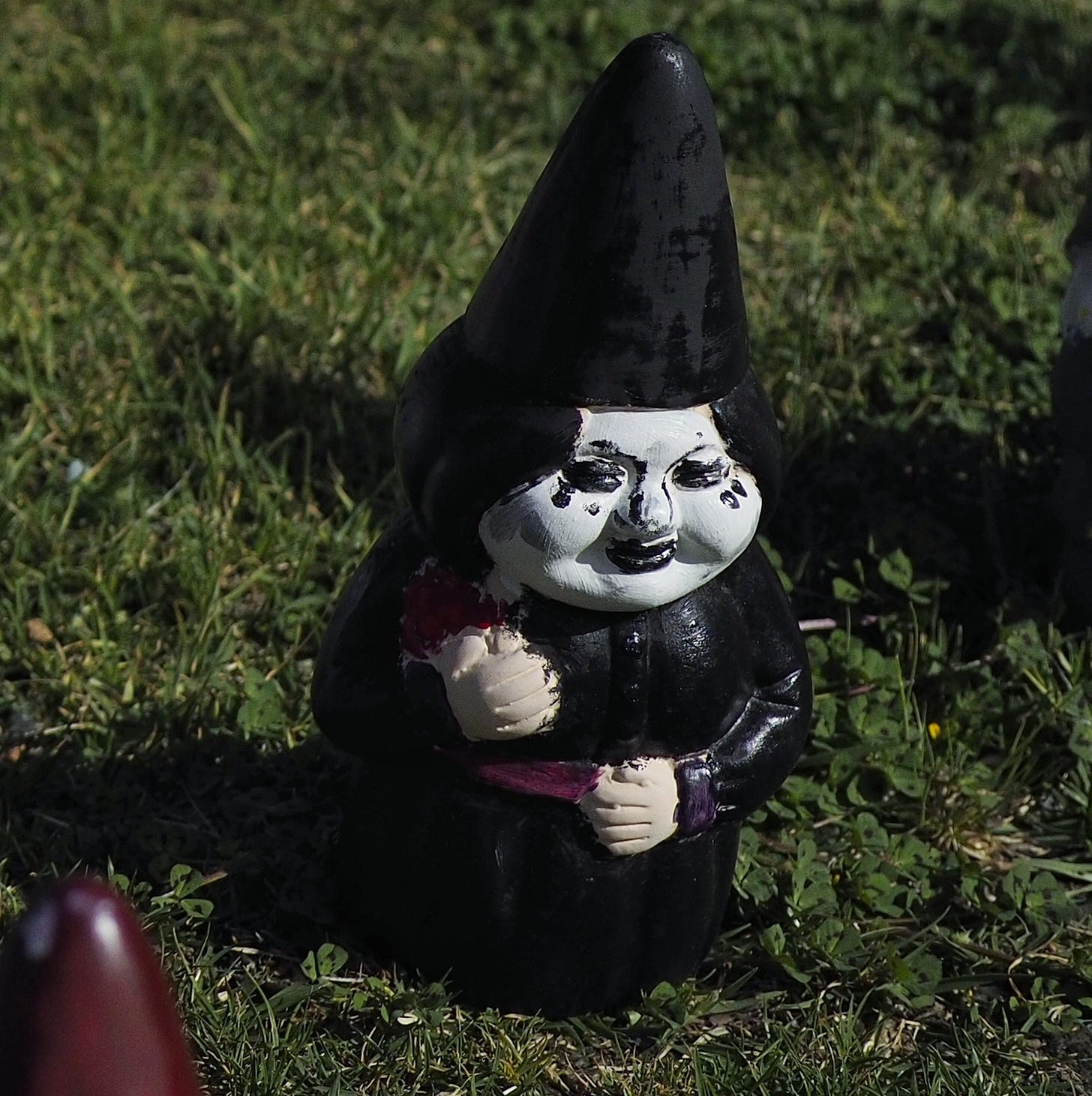 A close up crop of the aforementioned Goth Gnome. 