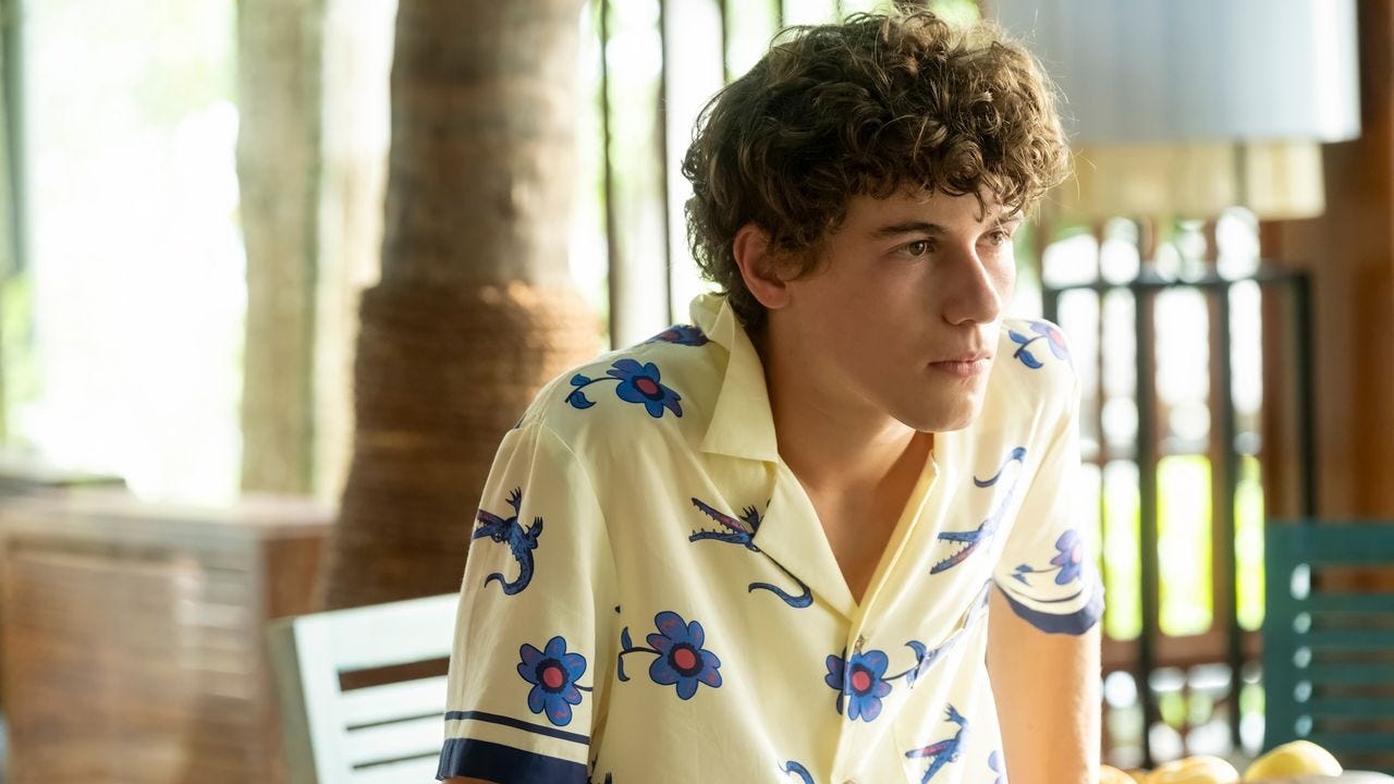Sam Nivola on That “F--king Insane” Lochlan-Saxon 'White Lotus' Scene |  Vanity Fair