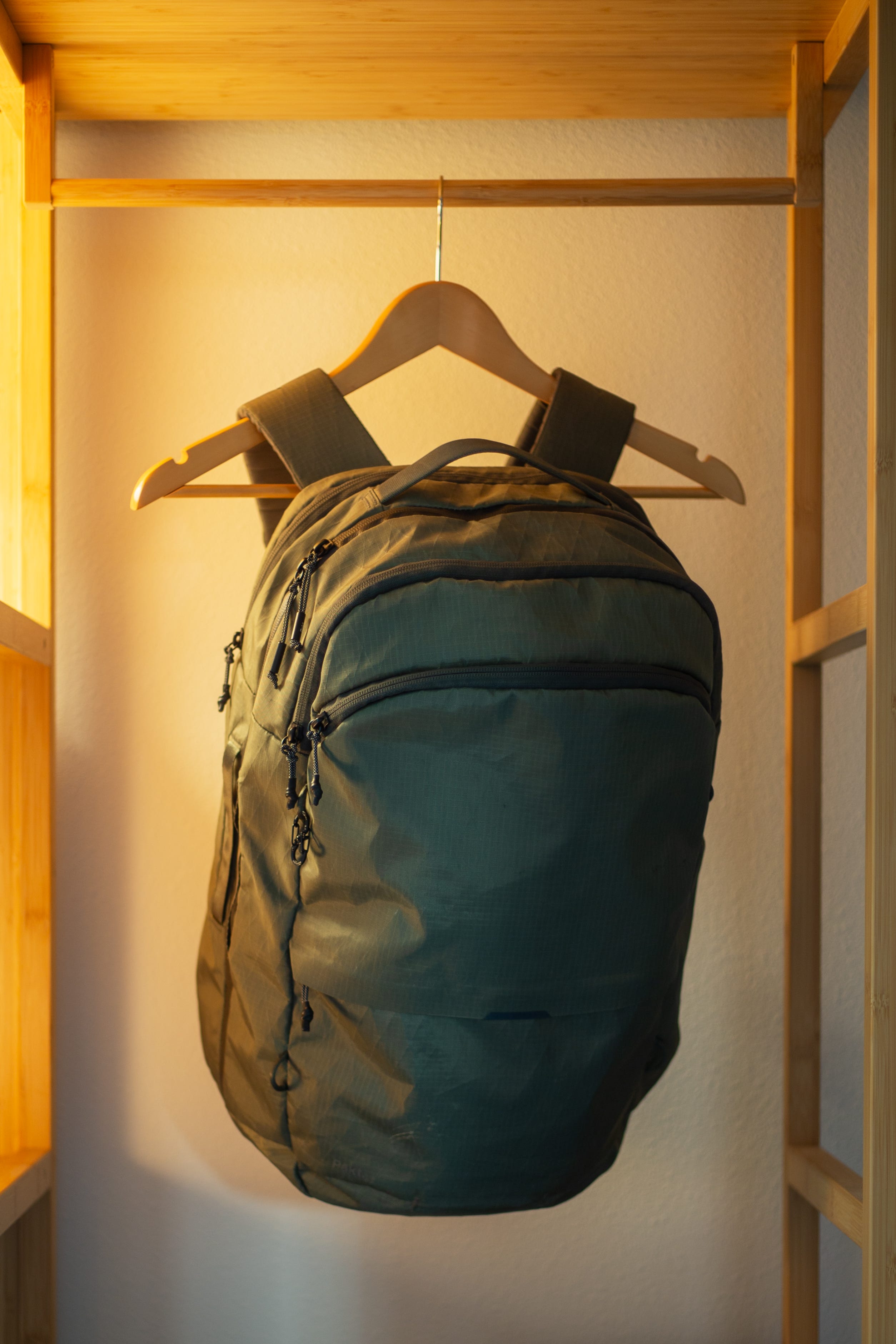 Pakt Aero 35L Travel Backpack Review - by Chris Ferr Pakt Aero 35L Travel Backpack Review - by Chris Ferr