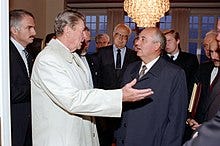 President Ronald Reagan says goodbye to Soviet General Secretary Mikhail Gorbachev.jpg