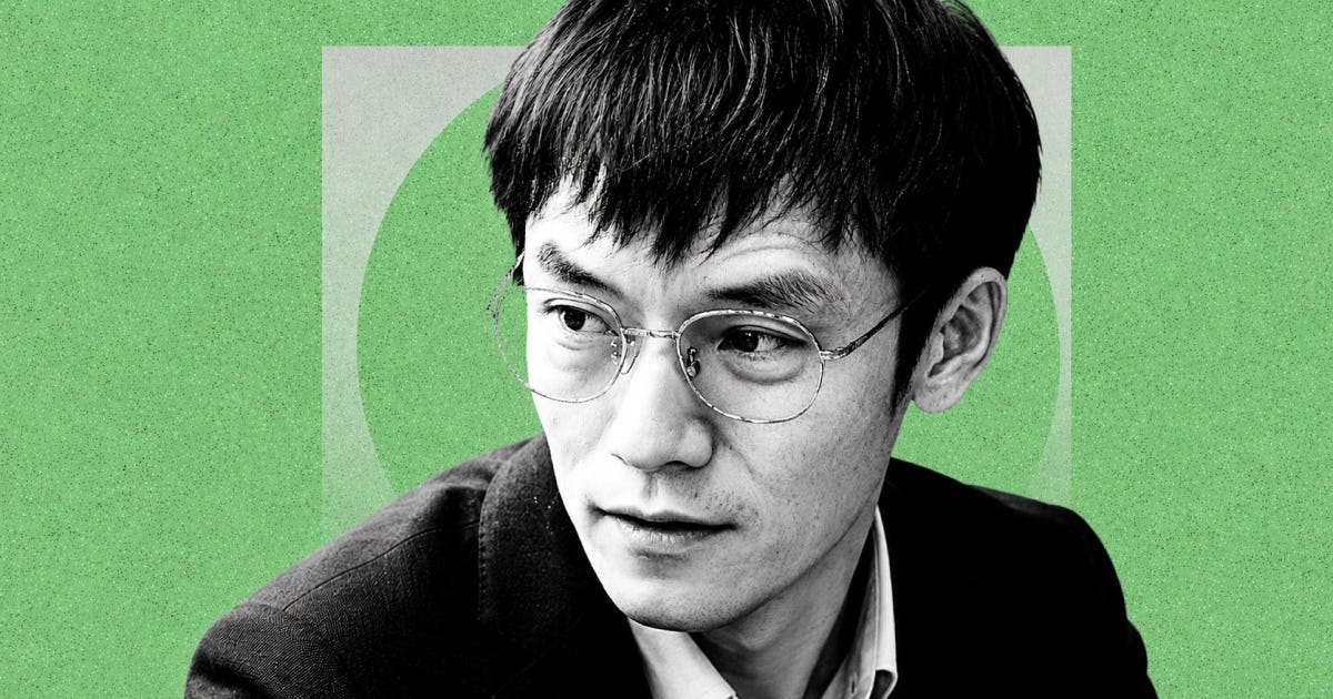 DeepSeek founder Liang Wenfeng on The Signal AI newsletter graphic as DeepSeek releases DeepSeek-V4-Flash-0731 — the open-weights MIT-licensed model on Hugging Face that beats V4 Pro at agent tasks, undercutting OpenAI's 80% GPT-5.6 Luna price cut at $0.14 per million input tokens as AI token prices keep collapsing