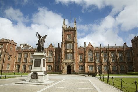Đại học Queen's University Belfast - E2E GLOBAL