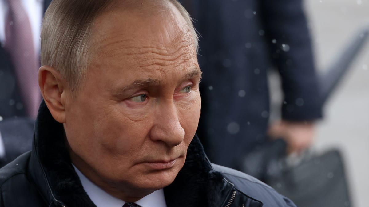 In Russia, Victory Day Is Starting to Feel Like Defeat