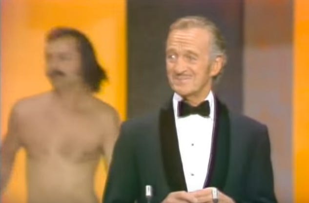 David Niven Presents an Oscar and Gets Interrupted by a Streaker (1974) |  Open Culture