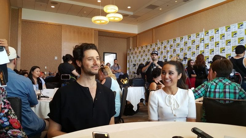 magicians hale appleman summer bishel movie tv tech geeks interview magicians hale appleman summer bishel movie tv tech geeks interview