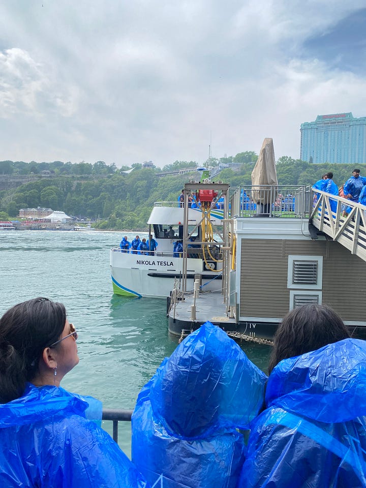 Niagara Falls US side, Maid of the Mist, American Falls, Horseshoe Falls, Crows Nest
